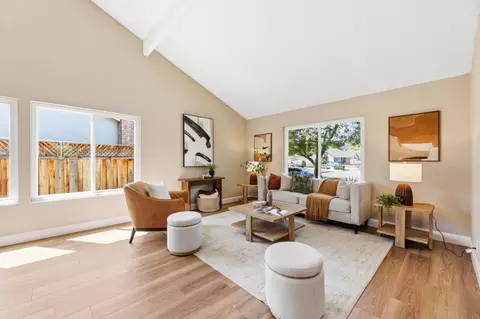 569 Gaundabert Ln, San Jose, CA 95136