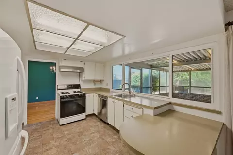 Kitchen - 24 Cedar Ct, Milpitas, CA 95035 photo 1 of 6