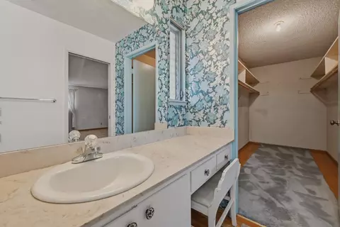 Bath - 24 Cedar Ct, Milpitas, CA 95035 photo 4 of 5