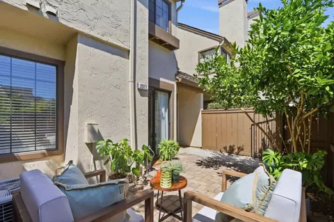 Exterior - 2071 Foxhall Loop, San Jose, CA 95125 photo 5 of 13