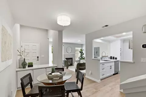 Dining - 2071 Foxhall Loop, San Jose, CA 95125 photo 2 of 5