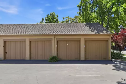 Exterior - 2071 Foxhall Loop, San Jose, CA 95125 photo 6 of 13