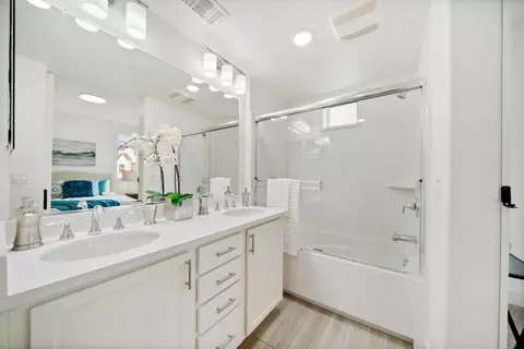 Bath - 1487 Nightshade Rd 30, Milpitas, CA 95035 photo 4 of 5