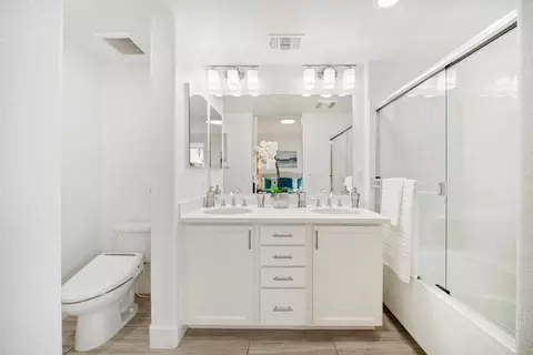 Bath - 1487 Nightshade Rd 30, Milpitas, CA 95035 photo 1 of 5
