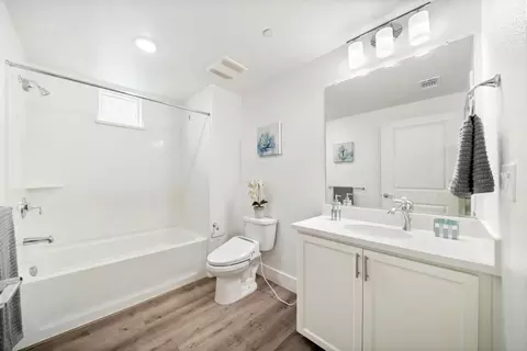 Bath - 1487 Nightshade Rd 30, Milpitas, CA 95035 photo 5 of 5