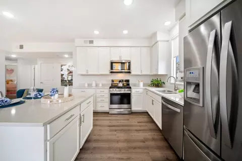 Kitchen - 1487 Nightshade Rd 30, Milpitas, CA 95035 photo 2 of 3
