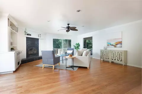 Living - 505 Thin Edge Rd, Santa Cruz, CA 95065 photo 3 of 4