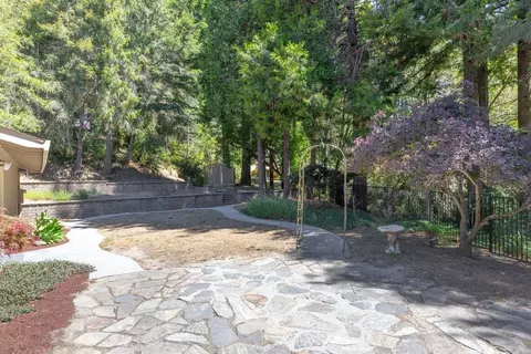 Exterior - 505 Thin Edge Rd, Santa Cruz, CA 95065 photo 11 of 15