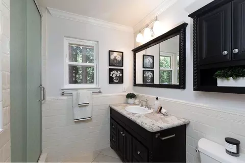Bath - 505 Thin Edge Rd, Santa Cruz, CA 95065 photo 1 of 3