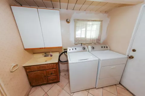 Other - 340 Walnut Ln, Gilroy, CA 95020 photo 2 of 3
