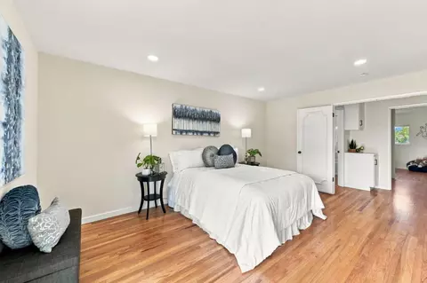 Bedroom - 10327 Cold Harbor Ave, Cupertino, CA 95014 photo 5 of 6