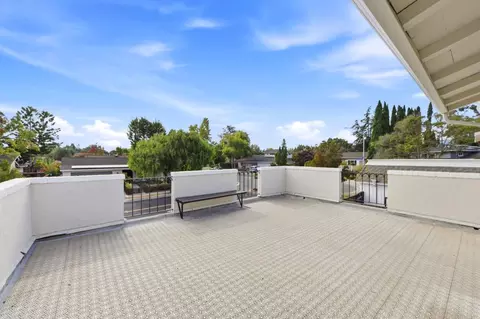 Exterior - 10327 Cold Harbor Ave, Cupertino, CA 95014 photo 4 of 10