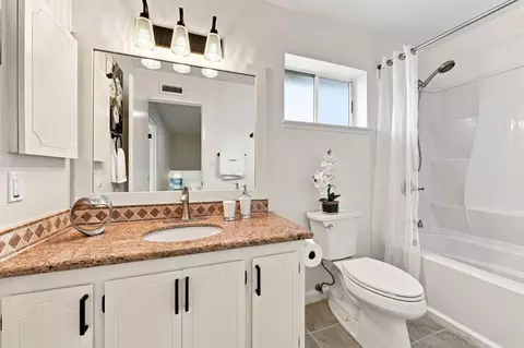 Bath - 10327 Cold Harbor Ave, Cupertino, CA 95014 photo 2 of 4