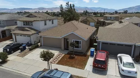 407 Cardona Cir, Greenfield, CA 93927