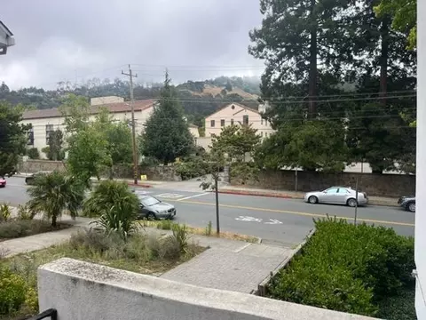 2632 Warring St 2, Berkeley, CA 94704 photo 3