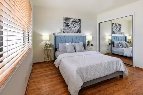 Bedroom - 444 Heathcliff Dr, Pacifica, CA 94044 photo 2 of 9