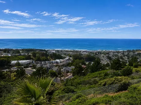 View/Area - 444 Heathcliff Dr, Pacifica, CA 94044 photo 3 of 3