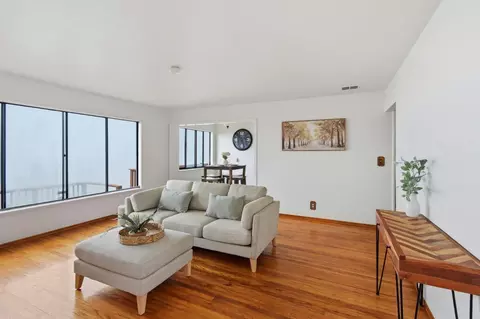 Living - 444 Heathcliff Dr, Pacifica, CA 94044 photo 2 of 5