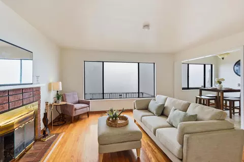Living - 444 Heathcliff Dr, Pacifica, CA 94044 photo 5 of 5