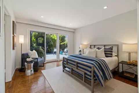 Bedroom - 820 Eucalyptus Ave, Hillsborough, CA 94010 photo 1 of 4