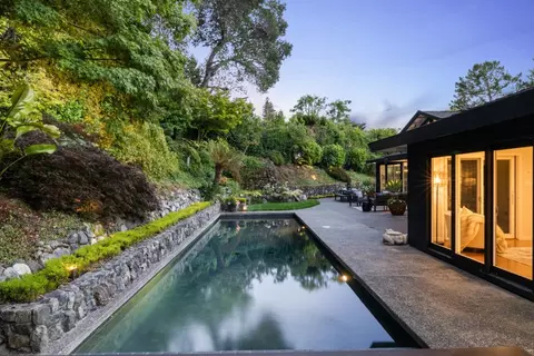 Exterior - 820 Eucalyptus Ave, Hillsborough, CA 94010 photo 9 of 10