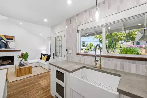 Kitchen - 2948 Rustic Dr, San Jose, CA 95124 photo 7 of 10