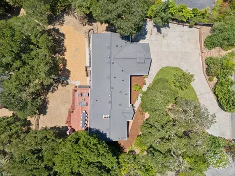 136 Jane Dr, Woodside, CA 94062