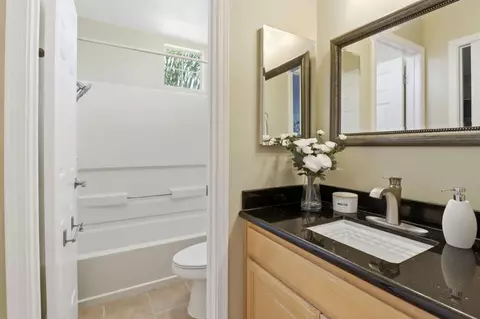 Bath - 352 Montecito Way, Milpitas, CA 95035 photo 3 of 3