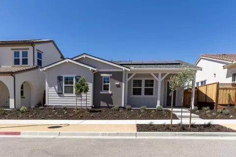 621 Santa Lucia Way, Marina, CA 93933