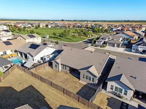 View/Area - 1367 Tannehill Dr, Manteca, CA 95337 photo 7 of 17