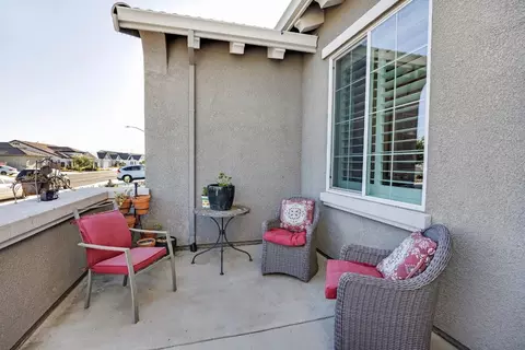 Exterior - 1367 Tannehill Dr, Manteca, CA 95337 photo 2 of 13
