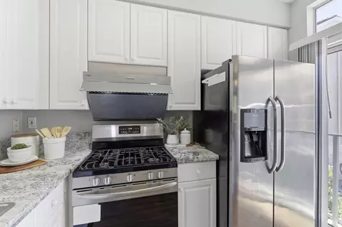 Kitchen - 175 Irene Ct, Mountain View, CA 94043 photo 3 of 4