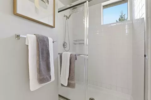 Bath - 175 Irene Ct, Mountain View, CA 94043 photo 2 of 4