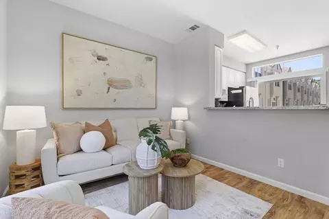 Living - 175 Irene Ct, Mountain View, CA 94043 photo 4 of 5