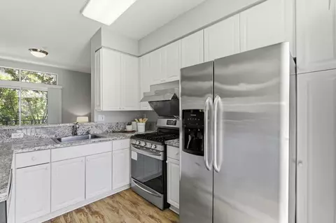 Kitchen - 175 Irene Ct, Mountain View, CA 94043 photo 2 of 4