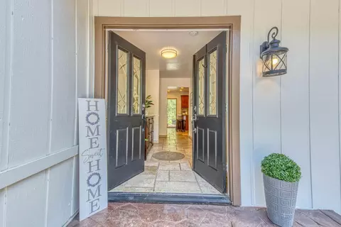 Entry Way - 7468 Leafwood Dr, Prunedale, CA 93907 photo 1 of 2