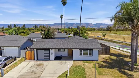 View/Area - 450 Beck St, Watsonville, CA 95076 photo 2 of 7