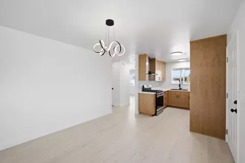 Dining - 450 Beck St, Watsonville, CA 95076 photo 1 of 1