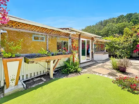 Exterior - 1290 De Solo Dr, Pacifica, CA 94044 photo 7 of 12