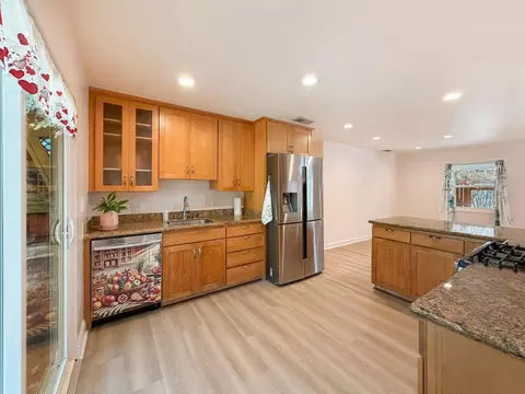 Kitchen - 1290 De Solo Dr, Pacifica, CA 94044 photo 2 of 3