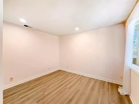 Bedroom - 1290 De Solo Dr, Pacifica, CA 94044 photo 5 of 5
