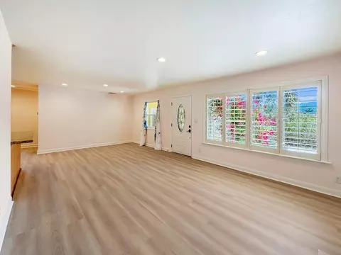 Living - 1290 De Solo Dr, Pacifica, CA 94044 photo 2 of 3