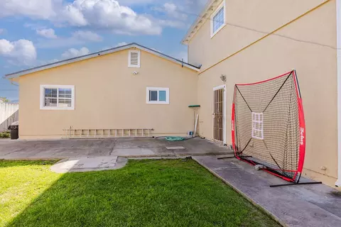 Exterior - 15 Rincon Ave, Salinas, CA 93905 photo 7 of 8