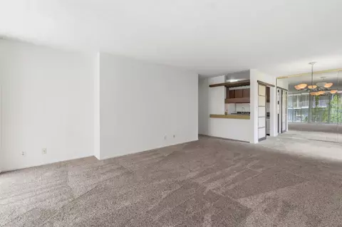 Living - 400 Davey Glen Rd 4330, Belmont, CA 94002 photo 4 of 9