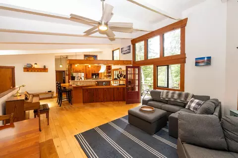 910 Cathedral Dr, Aptos, CA 95003 photo 4