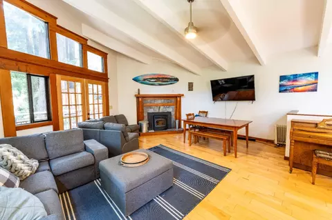 910 Cathedral Dr, Aptos, CA 95003 photo 3