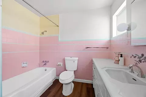 Bath - 365 E Iowa Ave, Sunnyvale, CA 94086 photo 1 of 2