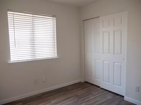 Bedroom - 29202 Rio Verde Dr, Gustine, CA 95322 photo 4 of 7