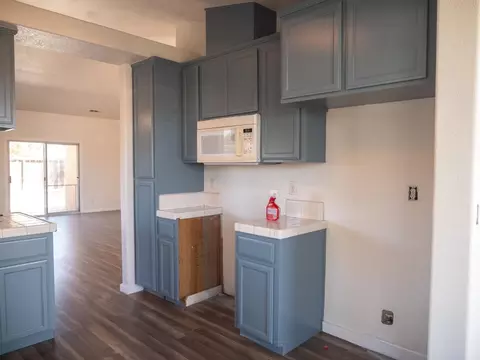 Kitchen - 29202 Rio Verde Dr, Gustine, CA 95322 photo 1 of 4