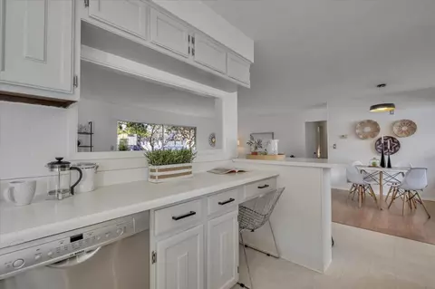 Kitchen - 103 Darlington Ln, Soquel, CA 95073 photo 5 of 5
